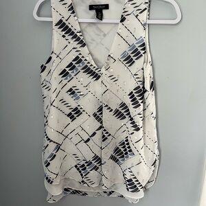 White House Black Market Sleeveless Tank Top‎